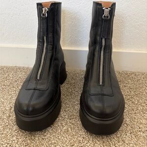 Steve Madden Jones Black Boots